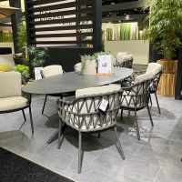 Owalny stół obiadowy Privada