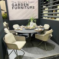 Okrągły stół obiadowy Embrace z HPL