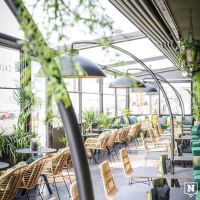 Lampa podłogowa-podgrzewacz DOME Black