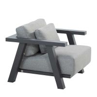 Fotel z zestawu Iconic 