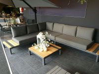 Modułowa sofa na platformie Meridien 