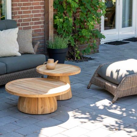 Stoliki z drewna tekowego Pablo