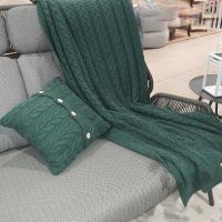 Pleciony koc 190х160, ciemnozielony